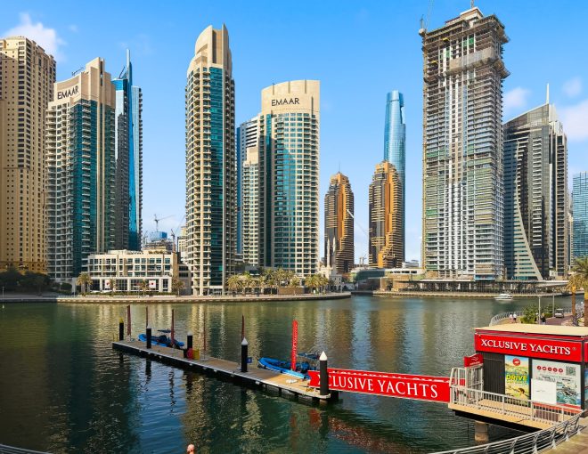 Vibrant 1 bedroom with Marina view- Your Stylish & Bright Getaway