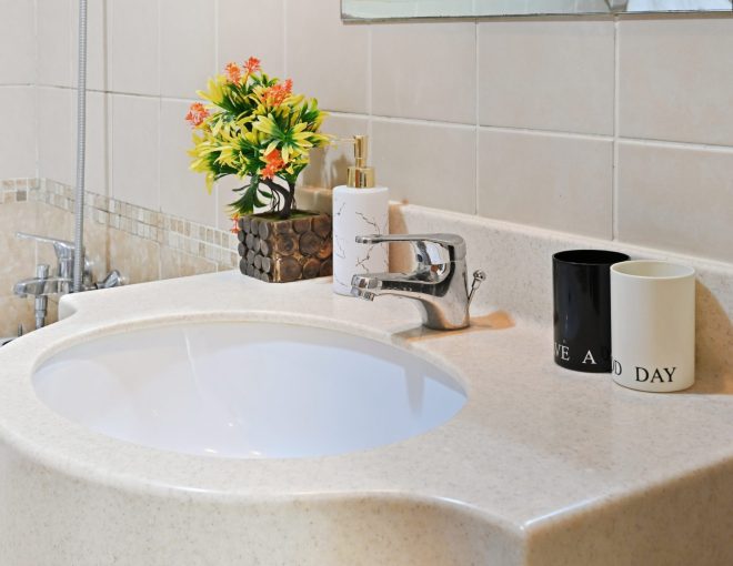 Vibrant 1 bedroom with Marina view- Your Stylish & Bright Getaway